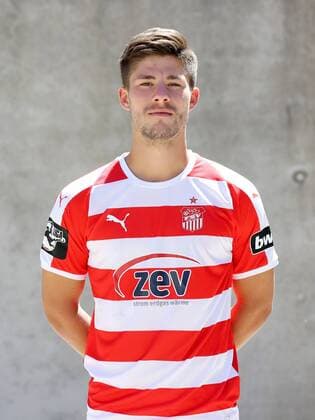 Fussball 3.Liga Zwickau, 02.07.2018, Fussball, 3.Liga, FSV Zwickau , Porträttermin 2018 2019 , Im Bild: Julian Hodek ; FSV Zwickau ,