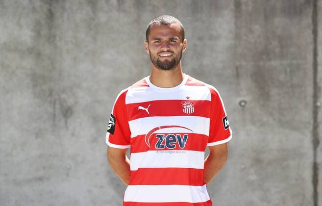 Fussball 3.Liga Zwickau, 02.07.2018, Fussball, 3.Liga, FSV Zwickau , Porträttermin 2018 2019 , Im Bild: Fabian Eisele ; FSV Zwickau ,