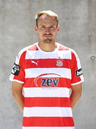 Fussball 3.Liga Zwickau, 02.07.2018, Fussball, 3.Liga, FSV Zwickau , Porträttermin 2018 2019 , Im Bild: Toni Wachsmuth ; FSV Zwickau ,