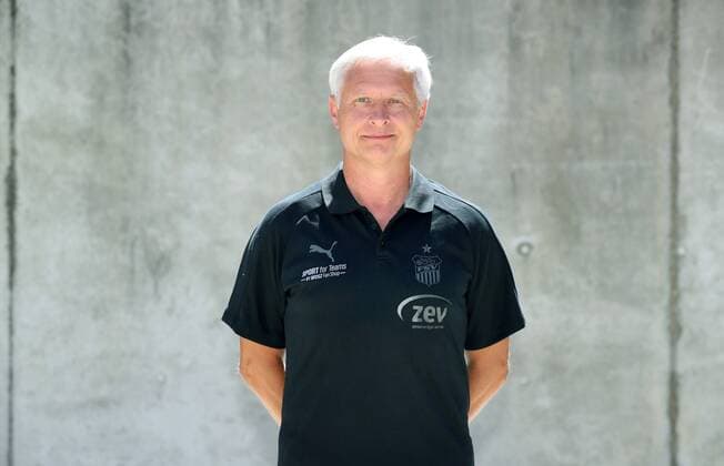 Fussball 3.Liga Zwickau, 02.07.2018, Fussball, 3.Liga, FSV Zwickau , Porträttermin 2018 2019 , Im Bild: Teamarzt Bernhard Karich ; FSV Zwickau ,