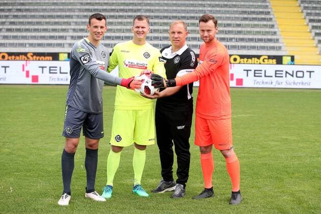 Matthias Layer ( VfR Aalen ) Daniel Bernhardt ( VfR Aalen ) Torwart Trainer Erol Sabanov ( VfR Aalen )Matthias Layer ( VfR Aalen ) Raif Husic ( VfR Aalen ), VfR Aalen, 3.Liga, Portraettermin 2018 2019, VfR Aalen, 3.Liga, Portraettermin 2018 2019 05.07.18 Aalen Copyright: xEIBNER HarryxLangerx EP_HLR