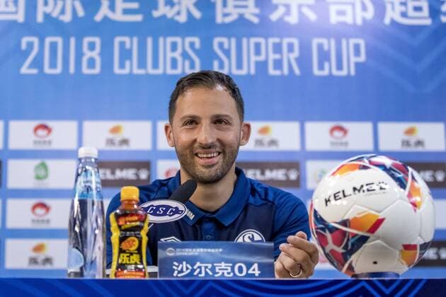 05.07.2018, Fussball, Saison 2018 2019, Testspiel FC Schalke 04 - Southampton FC Cheftrainer Domenico TEDESCO (FC Schalke 04) Kunshan Kunshan Sports Centre Stadium China