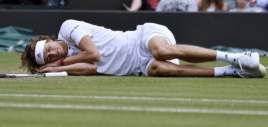 Sport Themen der Woche KW27 Sport-Bilder des Tages ZVEREV Alexander GER 2.Runde All England Championships Wimbledon 2018 06.Juli 2018 in Wimbledon *** ZVEREV Alexander GER 2 round All England Wimbledon Championships 2018 06 July 2018 at Wimbledon 