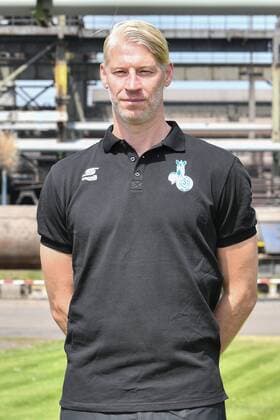 GER, offizieller Fototermin Porträttermin Portraettermin MSV Duisburg Torwart- Trainer Sven Beuckert; MSV Duisburg; 2.BL, Porträttermin 2018 2019 hoch, Hochformat