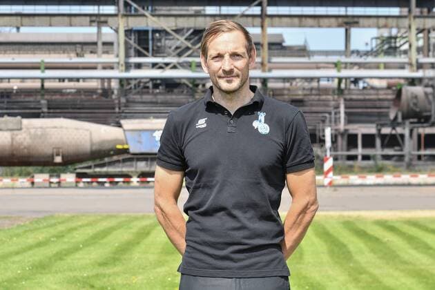 GER, offizieller Fototermin Porträttermin Portraettermin MSV Duisburg Fitness- Trainer Andreas Tappe; MSV Duisburg; 2.BL, Porträttermin 2018 2019 quer, Querformat