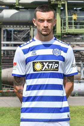 GER, offizieller Fototermin Porträttermin Portraettermin MSV Duisburg Spieler Boris Tashchy; MSV Duisburg; 2.BL, Porträttermin 2018 2019 hoch, Hochformat