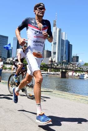 08.07.2018, xpsx, Triathlon Ironman, European Championship EM Europameisterschaft Frankfurt v.l. Impressionen Laufstrecke Skyline Frankfurt Jan Frodeno Frankfurt Hessen Deutschland
