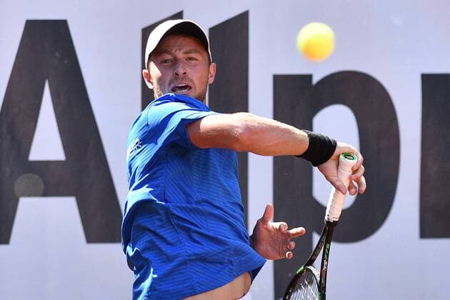 GER, 1. Tennis-Point Bundesliga Herren, Allpresan Rochusclub BL-Team vs. GERRY WEBER-Team BW Halle 1 08.09.2018, GER, Allpresan Rochusclub BL-Team vs. GERRY WEBER-Team BW Halle 1, im Bild Jahn, Jeremy GER beim Vorhandschlag