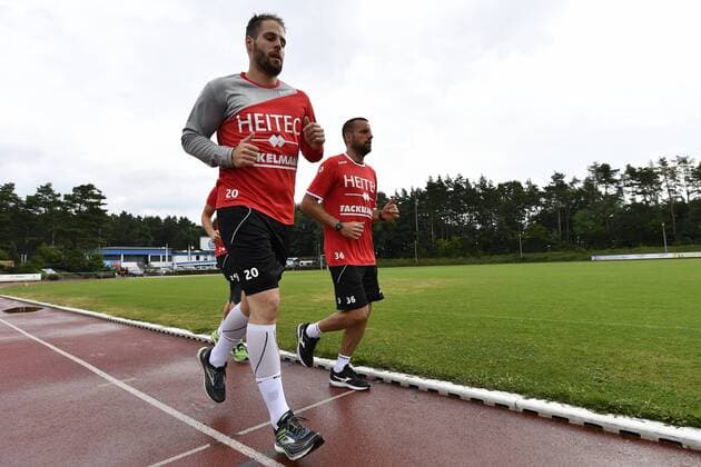 10.07.2018 - Handball - 1. Bundesliga - Saison 2018 2019 - HC Erlangen HCE - Fitness-Test Laktat-Test - - Nico Büdel (20, HC Erlangen ) Florian von Gruchalla (36, HC Erlangen HCE )