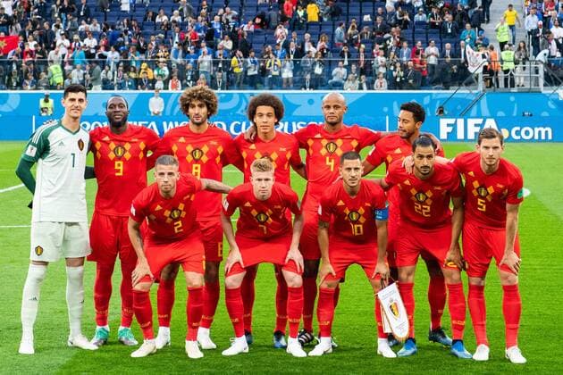 180710 Starting eleven of Belgium goalkeeper Thibaut Courtois, Romelu Lukaku, Marouane Fellaini, Axel Witsel, Vincent Kompany, Moussa Dembele, Toby Alderweireld, Kevin De Bruyne, Eden Hazard, Nacer Chadli and Jan Vertonghen prior to the FIFA World Cup WM Weltmeisterschaft Fussball semi final match between France and Belgium on July 10, 2018 in ST Petersburg. Photo: Petter Arvidson BILDBYRAN kod PA 92084 Copyright: PETTERxARVIDSON BB180710PA208
