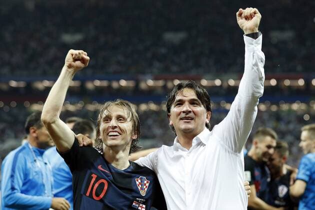(l-r) Luka Modric of Croatia, coach Zlatko Dalic of Croatia during the 2018 FIFA World Cup WM Weltmeisterschaft Fussball Russia Semi Final match between Croatia and England at the Luzhniki Stadium on July 01, 2018 in Moscow, Russia FIFA World Cup 2018 Russia 2017 2018 xVIxVIxImagesx xMauricexvanxSteenxWKxIVx 11464946