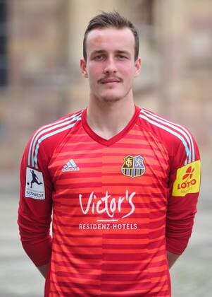 Das Team des 1. FC Saarbrücken am Donnerstag (12.07.2018) vor der Ludwigskirche in Saarbrücken. Im Bild: Ricco Cymer ( 20).