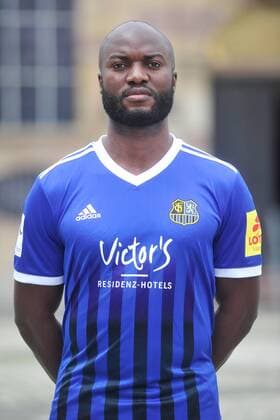 Das Team des 1. FC Saarbrücken am Donnerstag (12.07.2018) vor der Ludwigskirche in Saarbrücken. Im Bild: José Pierre Vunguidica ( 9).