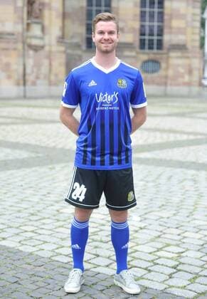 Das Team des 1. FC Saarbrücken am Donnerstag (12.07.2018) vor der Ludwigskirche in Saarbrücken. Im Bild: Sebastian Jacob ( 24).