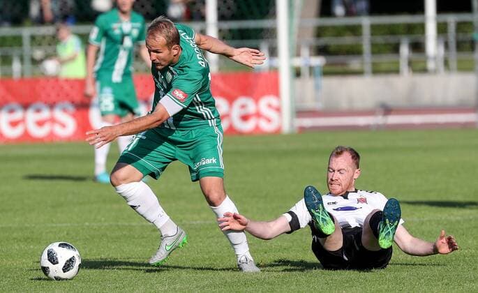 UEFA Europa League First Qualifying Round First Leg, Kadriorg Stadium, Tallinn, Estonia 12 7 2016 Levadia Tallinn vs Dundalk Dundalk s Chris Shields with Nikita Andreev of Levadia Tallinn Chris Shields with Nikita Andreev 12 7 2018  Copyright: x©INPHO EveliisxMeex IMG_0736