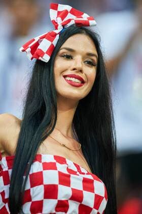 England - Croatia, Soccer, Moscow, July 11, 2018 fans, supporters, spectators, club flags, celebration. ENGLAND - CROATIA 1-2 Football FIFA World Cup WM Weltmeisterschaft Fussball 2018 RUSSIA, Semifinal, Season 2018 2019, July 11, 2018 in Moscow, Russia. Photo: MAGICS Peter Schatz