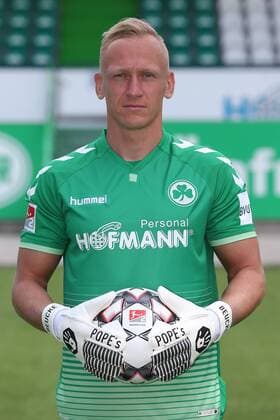 11.07.2018 - SpVgg Spielvereinigung Greuther Fürth Kleeblatt - 2. Fußball Bundesliga BL - Saison 2018 2019 - Fototermin Porträttermin Portraittermin - JüRa - Sascha Burchert (30, SpVgg Greuther Fürth )