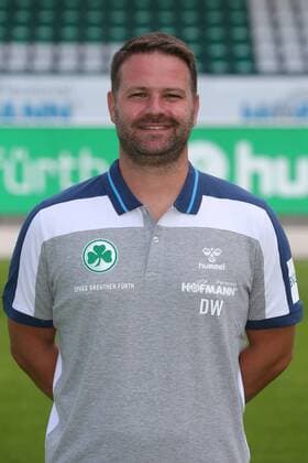 11.07.2018 - SpVgg Spielvereinigung Greuther Fürth Kleeblatt - 2. Fußball Bundesliga BL - Saison 2018 2019 - Fototermin Porträttermin Portraittermin - JüRa - Daniel Wiegand (Team-Koordinator Zeugwart SpVgg Greuther Fürth ) Einzelbild Einzelfoto Portrait Porträt Kopfbild
