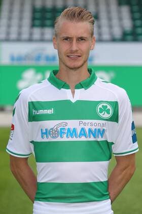 11.07.2018 - SpVgg Spielvereinigung Greuther Fürth Kleeblatt - 2. Fußball Bundesliga BL - Saison 2018 2019 - Fototermin Porträttermin Portraittermin - JüRa - Maximilian Sauer (24, SpVgg Greuther Fürth ) Einzelbild Einzelfoto Portrait Porträt Kopfbild