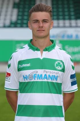 11.07.2018 - SpVgg Spielvereinigung Greuther Fürth Kleeblatt - 2. Fußball Bundesliga BL - Saison 2018 2019 - Fototermin Porträttermin Portraittermin - JüRa - Daniel Steininger ( 31, SpVgg Greuther Fürth ) Einzelbild Einzelfoto Portrait Porträt Kopfbild