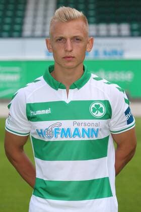 11.07.2018 - SpVgg Spielvereinigung Greuther Fürth Kleeblatt - 2. Fußball Bundesliga BL - Saison 2018 2019 - Fototermin Porträttermin Portraittermin - JüRa - Benedikt Kirsch (18, SpVgg Greuther Fürth ) Einzelbild Einzelfoto Portrait Porträt Kopfbild