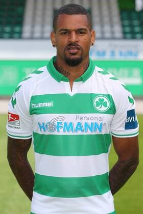 11.07.2018 - SpVgg Spielvereinigung Greuther Fürth Kleeblatt - 2. Fußball Bundesliga BL - Saison 2018 2019 - Fototermin Porträttermin Portraittermin - JüRa - Daniel Keita-Ruel (10. SpVgg Greuther Fürth ) Einzelbild Einzelfoto Portrait Porträt Kopfbild