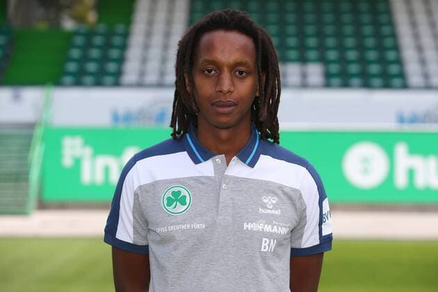 11.07.2018 - SpVgg Spielvereinigung Greuther Fürth Kleeblatt - 2. Fußball Bundesliga BL - Saison 2018 2019 - Fototermin Porträttermin Portraittermin - JüRa - Benjamin Ngarambe (Physio SpVgg Greuther Fürth ) Einzelbild Einzelfoto Portrait Porträt Kopfbild