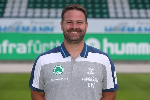 11.07.2018 - SpVgg Spielvereinigung Greuther Fürth Kleeblatt - 2. Fußball Bundesliga BL - Saison 2018 2019 - Fototermin Porträttermin Portraittermin - JüRa - Daniel Wiegand (Team-Koordinator Zeugwart SpVgg Greuther Fürth ) Einzelbild Einzelfoto Portrait Porträt Kopfbild