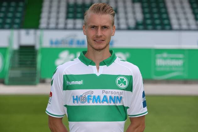 11.07.2018 - SpVgg Spielvereinigung Greuther Fürth Kleeblatt - 2. Fußball Bundesliga BL - Saison 2018 2019 - Fototermin Porträttermin Portraittermin - JüRa - Maximilian Sauer (24, SpVgg Greuther Fürth ) Einzelbild Einzelfoto Portrait Porträt Kopfbild