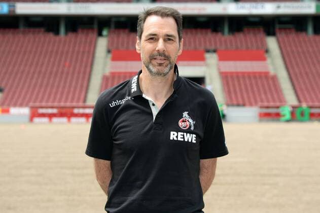 Mannschaftsarzt Dr. Paul Klein, 1. FC Köln, 2. BL, Porträttermin 2018 2019