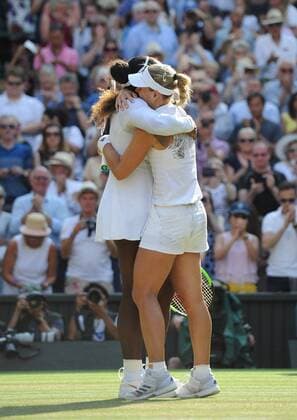 Sport Bilder des Tages Wimbledon - Angelique Kerber Allemagne remporte la finale dames 6 3 6 3 TENNIS : Wimbledon - 14 07 2018 chryslenecaillaud panoramic 