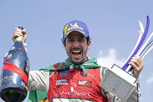Lucas di Grassi (BR) Audi ABT Schaeffler Formula E Championship 2017 18 - New York Formula E Championship 2017 18 USA *** Lucas di Grassi BR Audi Sport ABT Schaeffler Formula E Championship 2017 18 New York Formula E Championship 2017 18 USA