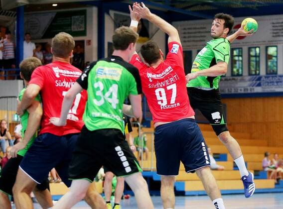 BAU 14.07.2018 Ditzingen Handball SG BBM Bietigheim vs. TSF Ditzingen, Maximilian Remmler (Ditzingen, rechts)