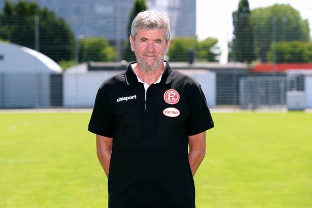 Cheftrainer Friedhelm Funkel; Fortuna Düsseldorf; 1. BL, Porträttermin 2018 2019
