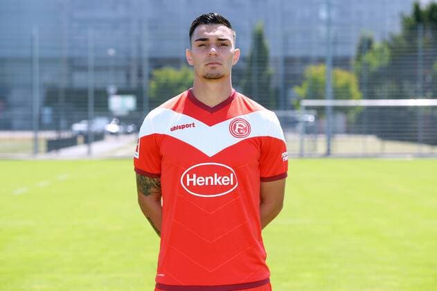 Kaan Ayhan; Fortuna Düsseldorf; 1. BL, Porträttermin 2018 2019