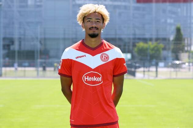 Emmanuel Iyoha; Fortuna Düsseldorf; 1. BL, Porträttermin 2018 2019