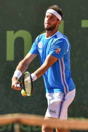 GER, 1. Tennis-Point Bundesliga Herren, Badwerk Gladbacher HTC vs. fläsh TC Weinheim 1902 1 15.07.2018, Badwerk Gladbacher HTC, GER, 1. TP-BL, Badwerk Gladbacher HTC vs. fläsh TC Weinheim 1902 1, im Bild Vanni, Luca ITA beim Aufschlag