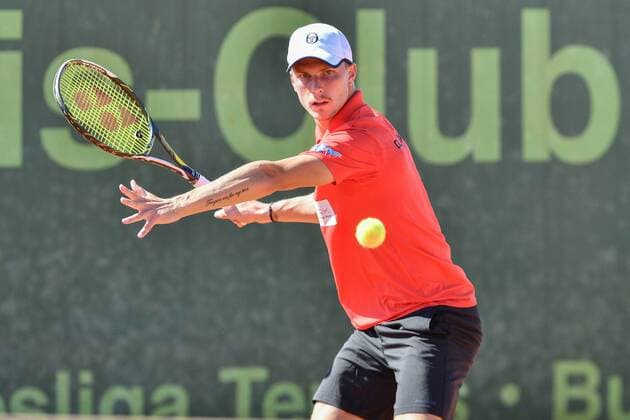 GER, 1. Tennis-Point Bundesliga Herren, Badwerk Gladbacher HTC vs. fläsh TC Weinheim 1902 1 15.07.2018, Badwerk Gladbacher HTC, GER, 1. TP-BL, Badwerk Gladbacher HTC vs. fläsh TC Weinheim 1902 1, im Bild Fucsovics, Marton HUN beim Vorhandschlag