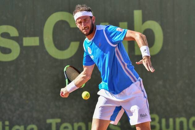 GER, 1. Tennis-Point Bundesliga Herren, Badwerk Gladbacher HTC vs. fläsh TC Weinheim 1902 1 15.07.2018, Badwerk Gladbacher HTC, GER, 1. TP-BL, Badwerk Gladbacher HTC vs. fläsh TC Weinheim 1902 1, im Bild Vanni, Luca ITA beim Vorhandschlag