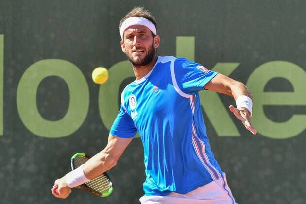 GER, 1. Tennis-Point Bundesliga Herren, Badwerk Gladbacher HTC vs. fläsh TC Weinheim 1902 1 15.07.2018, Badwerk Gladbacher HTC, GER, 1. TP-BL, Badwerk Gladbacher HTC vs. fläsh TC Weinheim 1902 1, im Bild Vanni, Luca ITA beim Vorhandschlag