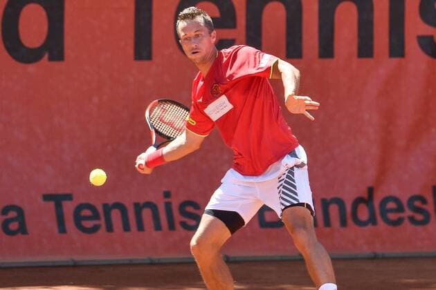 GER, 1. Tennis-Point Bundesliga Herren, Badwerk Gladbacher HTC vs. fläsh TC Weinheim 1902 1 15.07.2018, Badwerk Gladbacher HTC, GER, 1. TP-BL, Badwerk Gladbacher HTC vs. fläsh TC Weinheim 1902 1, im Bild Kohlschreiber, Philipp GER beim Vorhandschlag