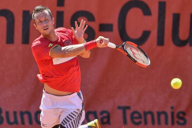 GER, 1. Tennis-Point Bundesliga Herren, Badwerk Gladbacher HTC vs. fläsh TC Weinheim 1902 1 15.07.2018, Badwerk Gladbacher HTC, GER, 1. TP-BL, Badwerk Gladbacher HTC vs. fläsh TC Weinheim 1902 1, im Bild Kohlschreiber, Philipp GER beim Vorhandschlag