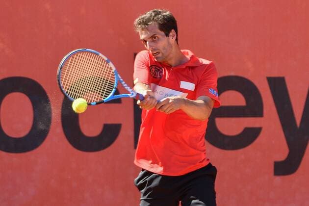GER, 1. Tennis-Point Bundesliga Herren, Badwerk Gladbacher HTC vs. fläsh TC Weinheim 1902 1 15.07.2018, Badwerk Gladbacher HTC, GER, 1. TP-BL, Badwerk Gladbacher HTC vs. fläsh TC Weinheim 1902 1, im Bild Ramos-Vinolas, Albert ESP beim Rueckhandschlag