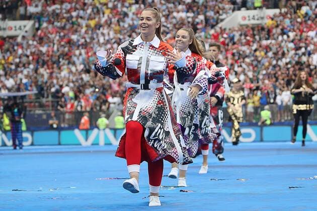 FuÃŸball, WM Finale 2018 in Moskau, Frankreich - Kroatien MOSCOW, RUSSIA â€“ JULY 15, 2018: Performers during the 2018 FIFA World Cup WM Weltmeisterschaft Fussball closing ceremony at Luzhniki Stadium ahead of the final match between France and Croatia. Sergei Bobylev TASS  TS089830