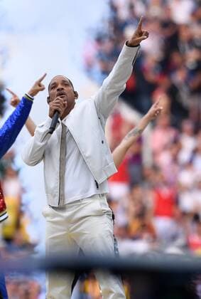 Fußball, WM Finale 2018 in Moskau, Frankreich - Kroatien FUSSBALL WM 2018 FINALE ------- Frankreich - Kroatien 15.07.2018 Schauspieler und Saenger Will Smith performt auf der Abschlussfeier der WM 2018