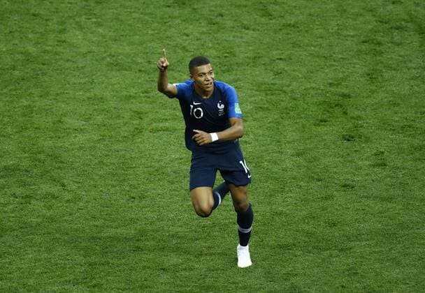 Fußball, WM Finale 2018 in Moskau, Frankreich - Kroatien Kylian MBAPPE Celebration Victory France Moscow 15-07-2018 Football FIFA World Cup WM Weltmeisterschaft Fussball Russia 2018 Final Finale France - Croatia Francia - Croazia Foto Matteo Ciambelli Insidefoto matteoxciambelli