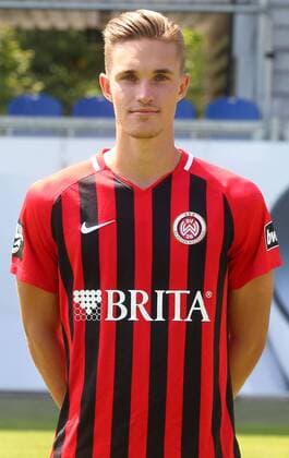 16.07.2018, xxxx, Fussball 3.Liga, SV Wehen Wiesbaden Fototermin 2018 - Porträttermin 2018 2019 emspor, v.l. Sören Reddemann (SV Wehen Wiesbaden) Wiesbaden