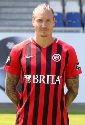 16.07.2018, xxxx, Fussball 3.Liga, SV Wehen Wiesbaden Fototermin 2018 - Porträttermin 2018 2019 emspor, v.l. Manuel Schäffler (SV Wehen Wiesbaden) Wiesbaden