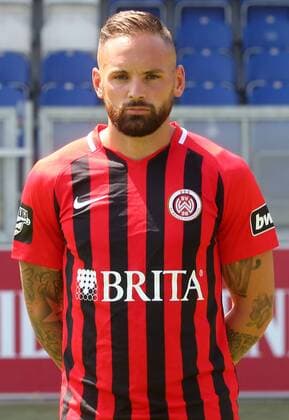 16.07.2018, xxxx, Fussball 3.Liga, SV Wehen Wiesbaden Fototermin 2018 - Porträttermin 2018 2019 emspor, v.l. Neuzugang Giuliano Modica (SV Wehen Wiesbaden) Wiesbaden