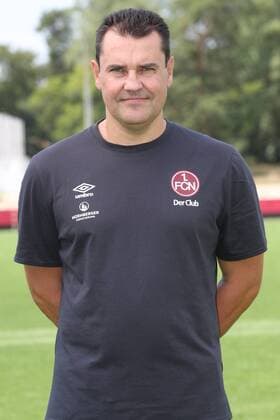 16.07.2018 - 1. FC Nürnberg Nuernberg FCN Club - 1. Fußball Bundesliga BL - Saison 2018 2019 - Fototermin Porträttermin Portraittermin - DaMa - Gubov Milan (Physiotherapeut 1. FC Nürnberg FCN ) Einzelbild Einzelfoto Portrait Porträt Kopfbild